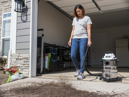 HART 6 Gallon 5 Peak HP Stainless Steel Wet/Dry Vacuum with Bonus Car Cleaning Kit, New