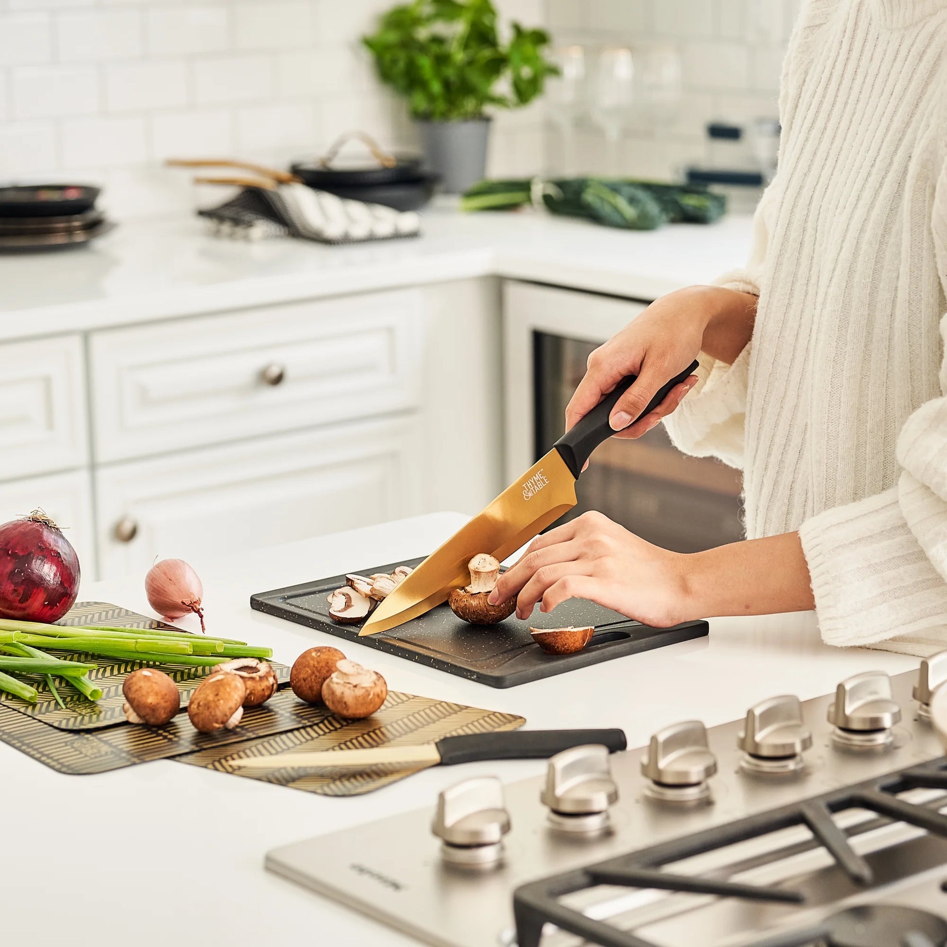 Thyme & Table 20-Piece Stainless Steel Knife and Cutting Board Set, Black